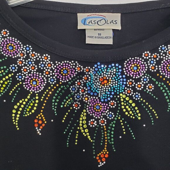 Las Olas Women's Small Blouse with Beautiful, Colorful Decor and 3/4 Sleeves - Picture 3 of 10